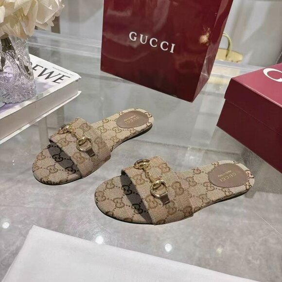 Gucci Women's Tan Monogram Sandals with Gold Accents - Picture 5 of 6